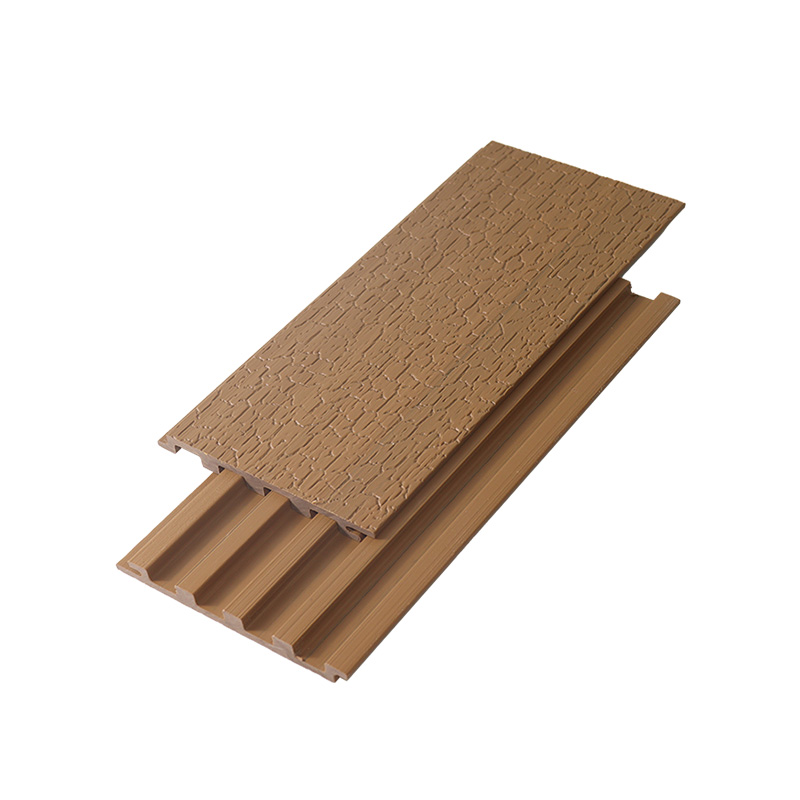 SRL-142*13mm2025 Decking Tahan Air Gaya Populer untuk Penggunaan Eksterior